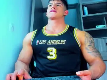 Maxinekinky – webcam model profile photo Image 18