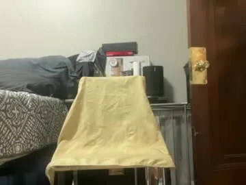 GianaBravo – webcam model profile photo Image 18