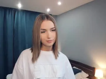 SkyLumen – webcam model profile photo Image 4