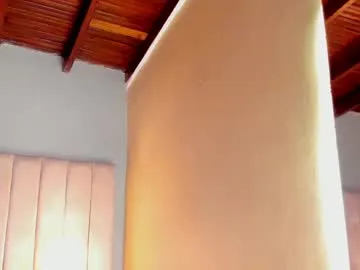 ZoeyReed – webcam model profile photo Image 12