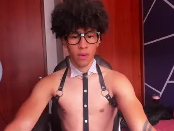 SkyLumen – webcam model profile photo Image 2