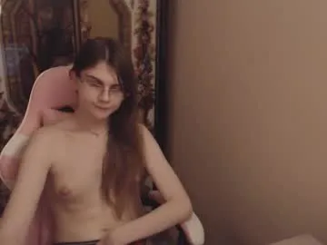 Alikams – webcam model profile photo Image 10