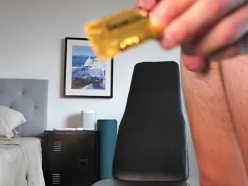 Olsuh – webcam model profile photo Image 11