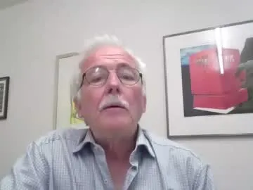 AuryPineda – webcam model profile photo Image 3