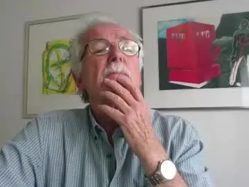 AuryPineda – webcam model profile photo Image 4