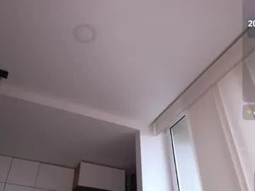 maximohoot – webcam model profile photo Image 15