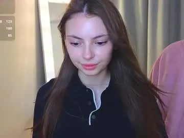 youyou-2025 – webcam model profile photo Image 14