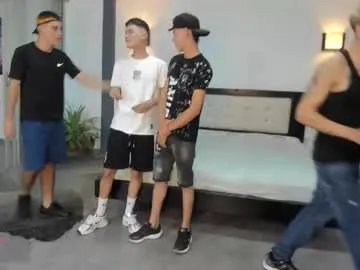 otouhu76 – webcam model profile photo Image 4