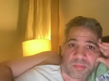 MartinaGucci – webcam model profile photo Image 15