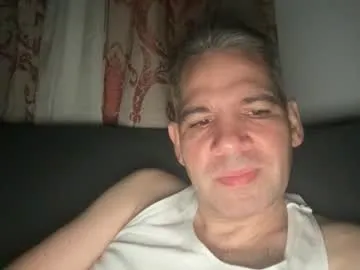 MartinaGucci – webcam model profile photo Image 5