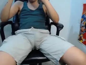 skinnyguywithbigd – webcam model profile photo Image 5