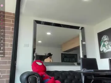 alanna_Micheles – webcam model profile photo Image 3