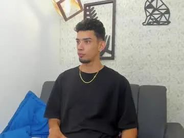 MeganThorne – webcam model profile photo Image 5