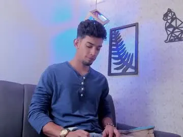 MeganThorne – webcam model profile photo Image 9