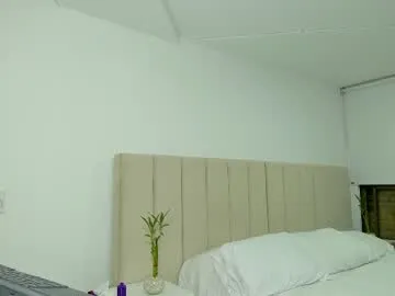 princessluciana – webcam model profile photo