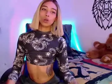 adelineefoxxx – webcam model profile photo Image 2