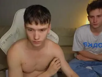 max04 – webcam model profile photo Image 13