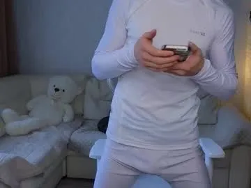 max04 – webcam model profile photo Image 16