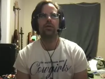 CassieGil – webcam model profile photo Image 13