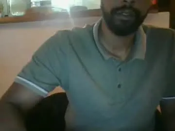 KarinaSanz – webcam model profile photo Image 17