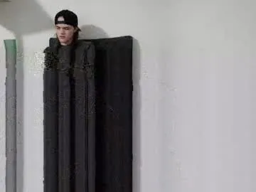 les_bains69 – webcam model profile photo Image 2