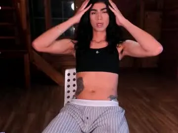 SkyLumen – webcam model profile photo Image 18