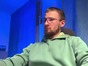 Alikams – webcam model profile photo Image 14