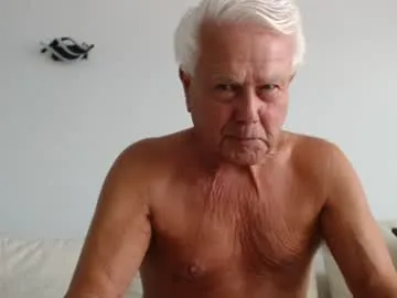 LunaKrismas – webcam model profile photo Image 4