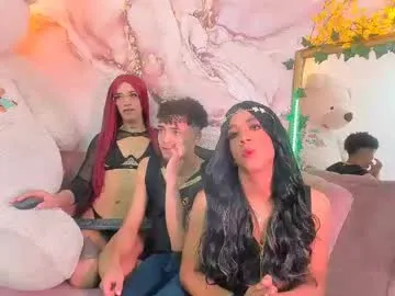 KaraNoir – webcam model profile photo Image 3