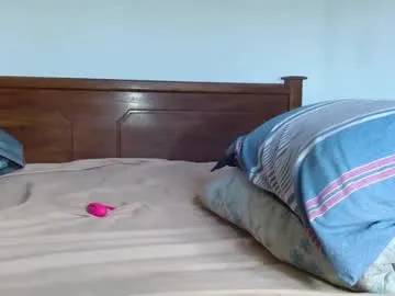 LunaKrismas – webcam model profile photo Image 8