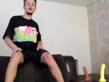 pizza_pa – webcam model profile photo Image 7