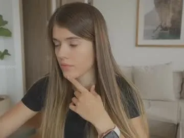 ChloeXSecret – webcam model profile photo Image 15