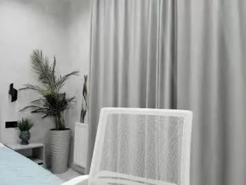 GreciaMorgan – webcam model profile photo Image 6