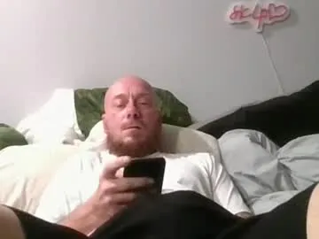 alexwos – webcam model profile photo Image 15