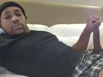 LunaKrismas – webcam model profile photo Image 17