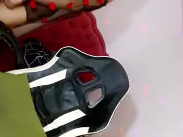 yourladycess_ – webcam model profile photo Image 5