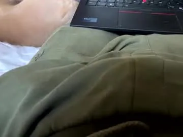 eveliness – webcam model profile photo Image 14