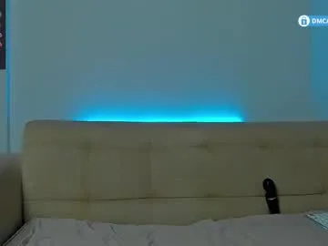 JenCampbell – webcam model profile photo Image 16