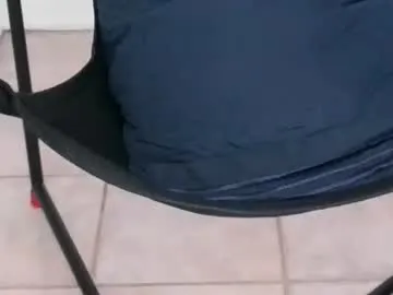 tai_fun – webcam model profile photo Image 4