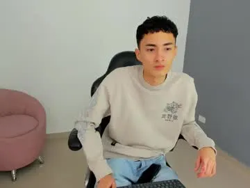 kai101010 – webcam model profile photo Image 10