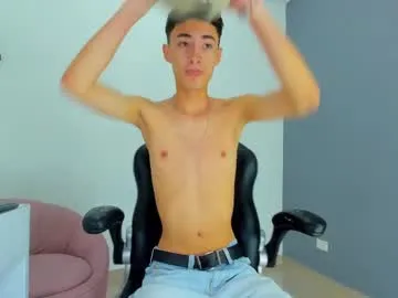 kai101010 – webcam model profile photo Image 5