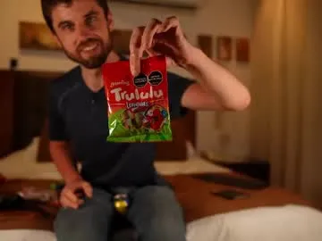 Amida_Chris – webcam model profile photo Image 8