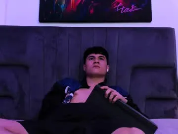 Donovan_Desmond – webcam model profile photo Image 4