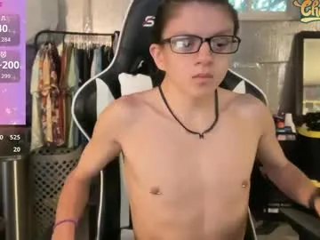 CassieGil – webcam model profile photo Image 13