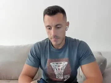 DominantAlex18 – webcam model profile photo Image 5