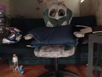 nagi_112 – webcam model profile photo Image 7