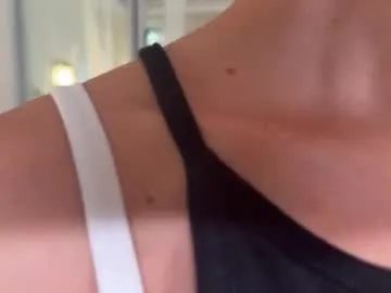 KataGarcia – webcam model profile photo Image 14