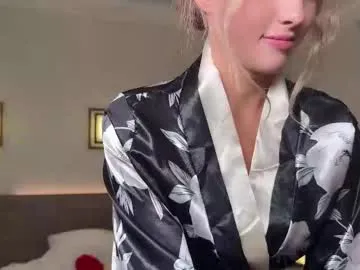 KataGarcia – webcam model profile photo Image 9