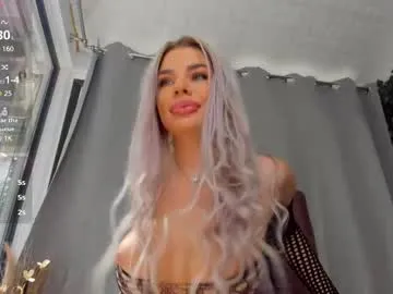 ArianaSole – webcam model profile photo Image 3