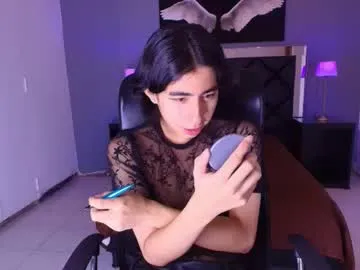 EmilyWeston – webcam model profile photo Image 2